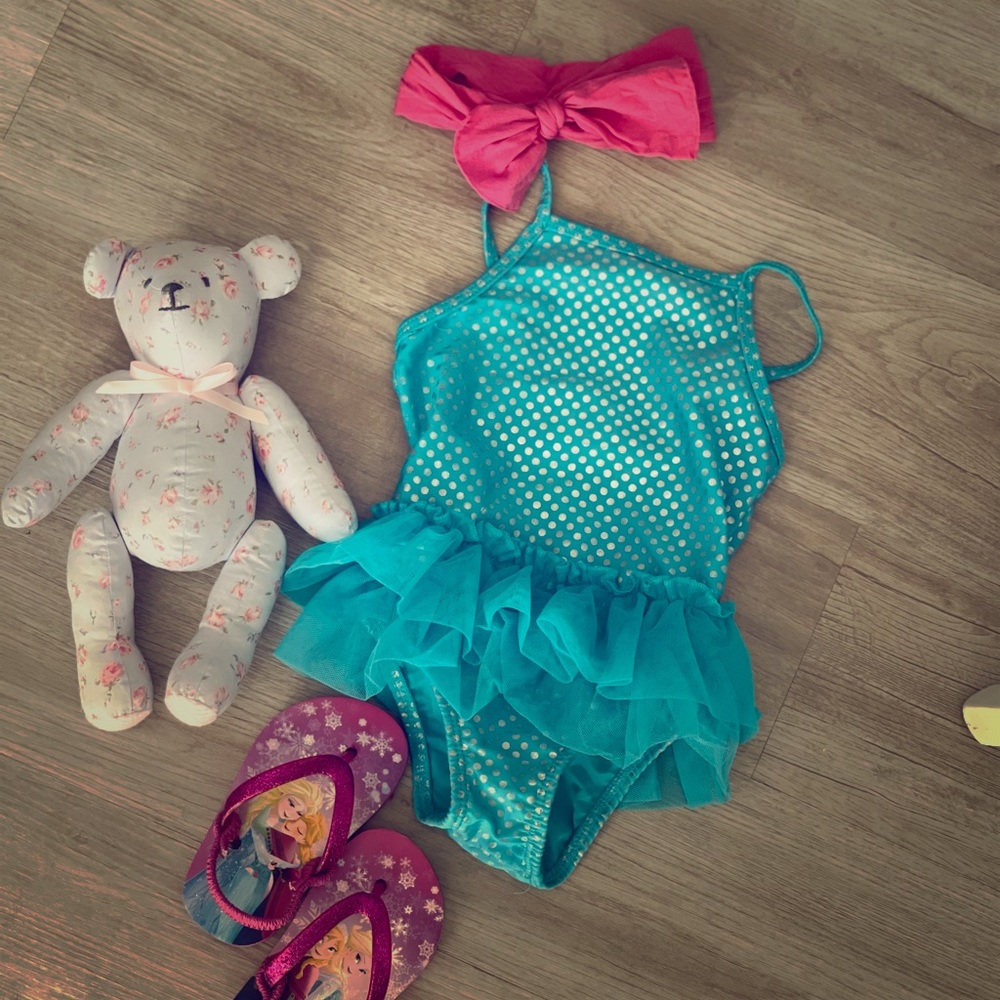 🎀baby girl swimsuit lot 24mo🎀